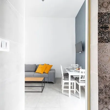 Apartament Intencja Διαμέρισμα Βιέστε